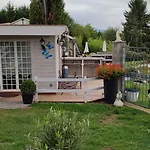 לינה וארוחת בוקר Domaine Le Lanis D'hotes Avec Sur Reservation סן-ז'ירון