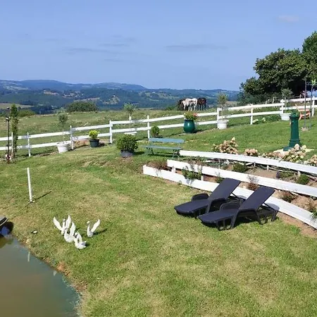 Nocleg ze śniadaniem Domaine Le Lanis D'hotes Avec Pscine Saint-Girons (Ariege)