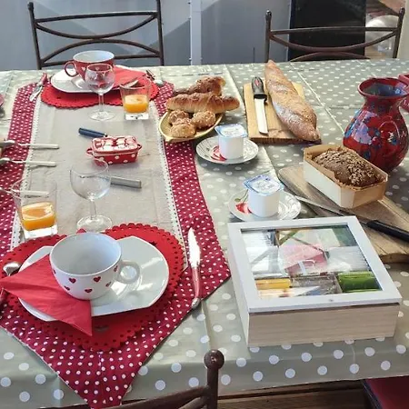 Bed & Breakfast Domaine Le Lanis D'hotes Avec Sur Reservation Saint-Girons (Ariege)