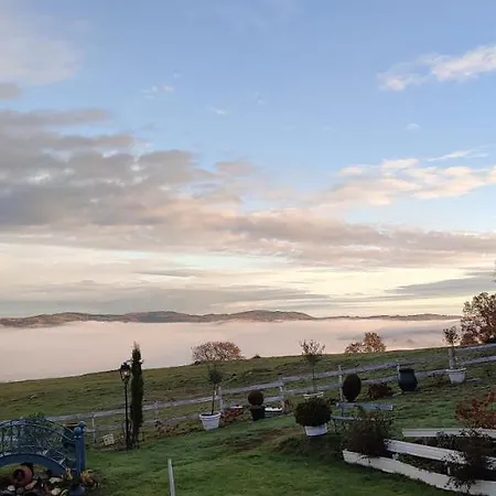 Frühstückspension Domaine Le Lanis D'hotes Avec Sur Reservation Saint-Girons (Ariege)