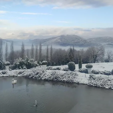 Frühstückspension Domaine Le Lanis D'hotes Avec Sur Reservation Saint-Girons (Ariege)