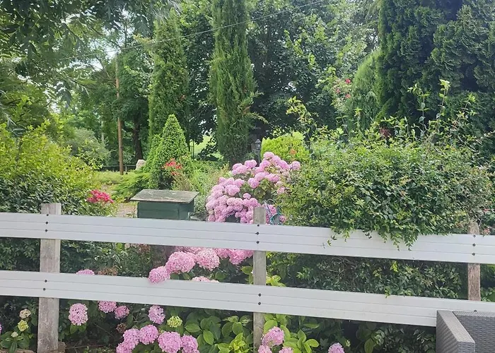 Domaine Le Lanis D'hôtes Avec Pscine Couette-café Saint-Girons (Ariege)